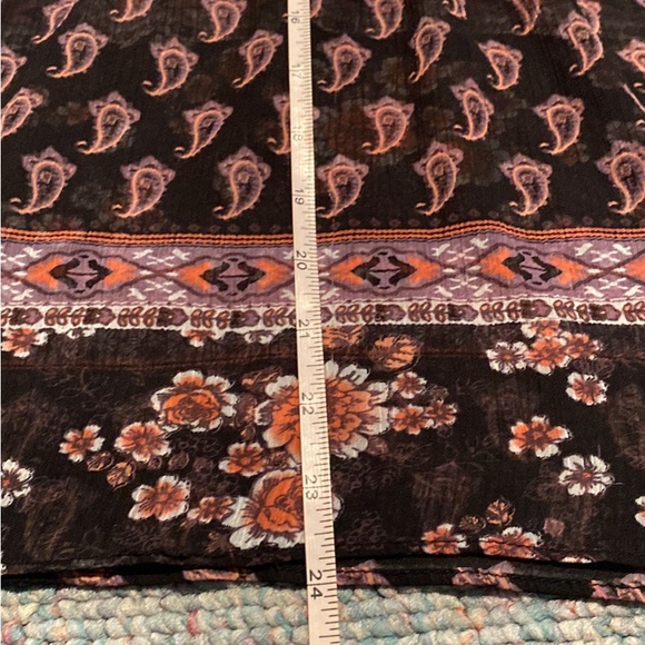 Size X-Large gorgeous sheer summer Top - Picture 7 of 9